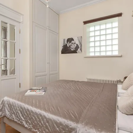 Apartment Nadmorski Z Parkingiem I Ogrodem Blisko Molo W Sopocie By Rent Like